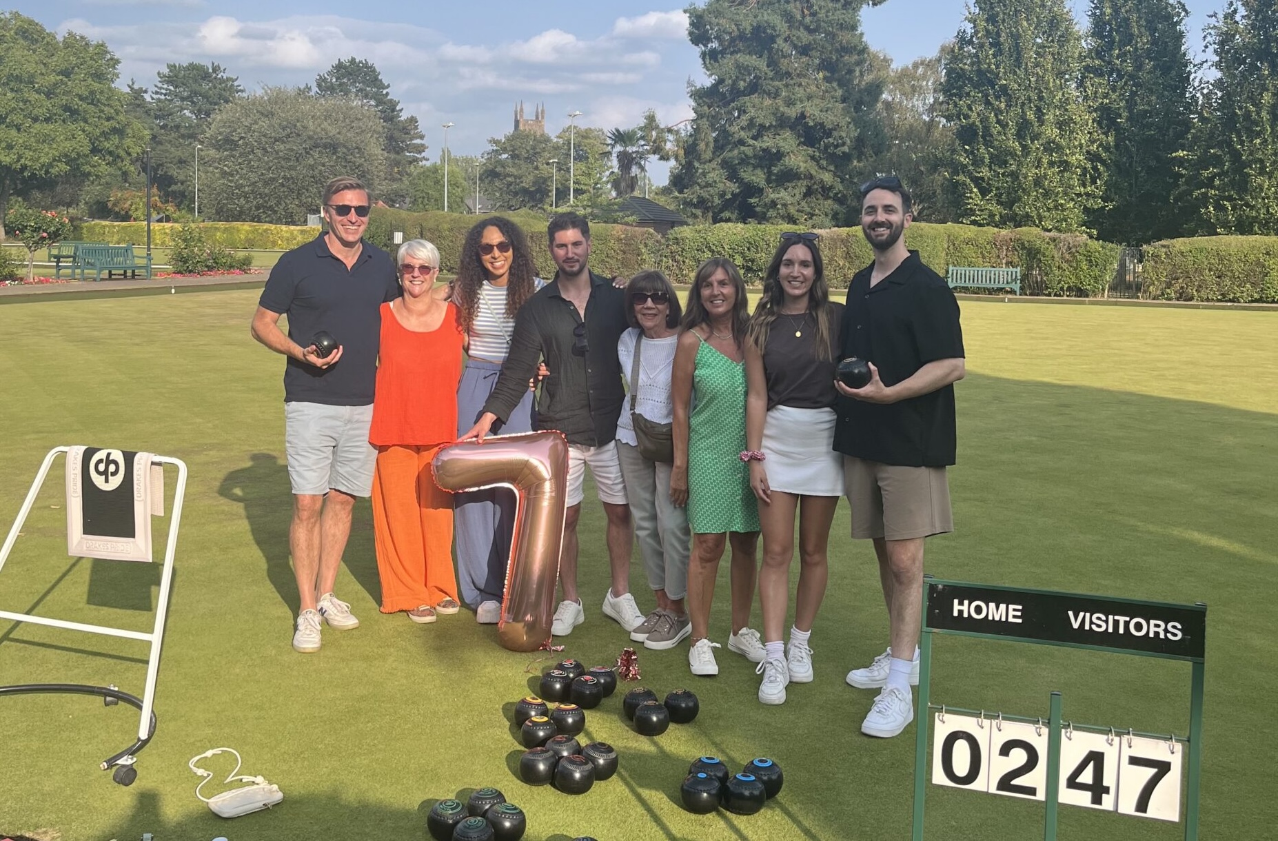 #Team247 at the bowling green