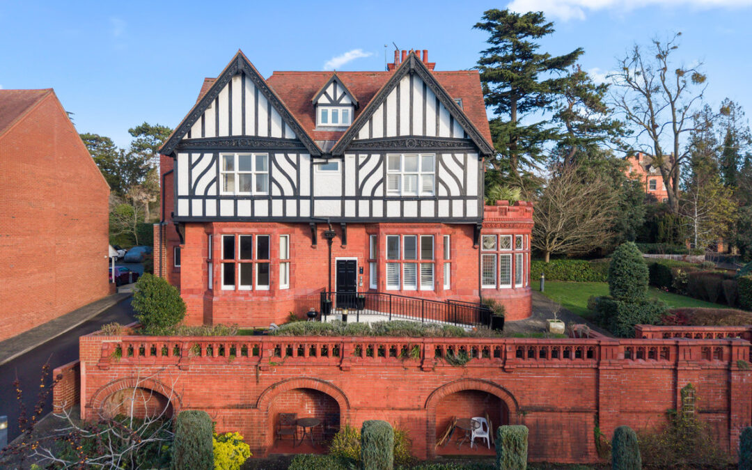 #WelcomeHome to 8 Malvern House, Battenhall Road, Worcester WR5 2BB